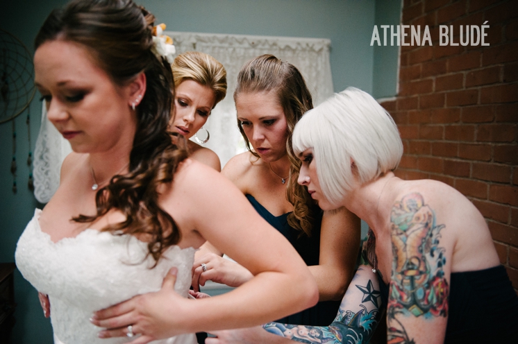 town_farm_wedding_athena_blude_photography_019