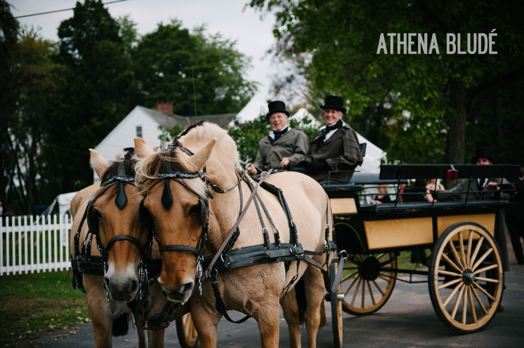 town_farm_wedding_athena_blude_photography_043