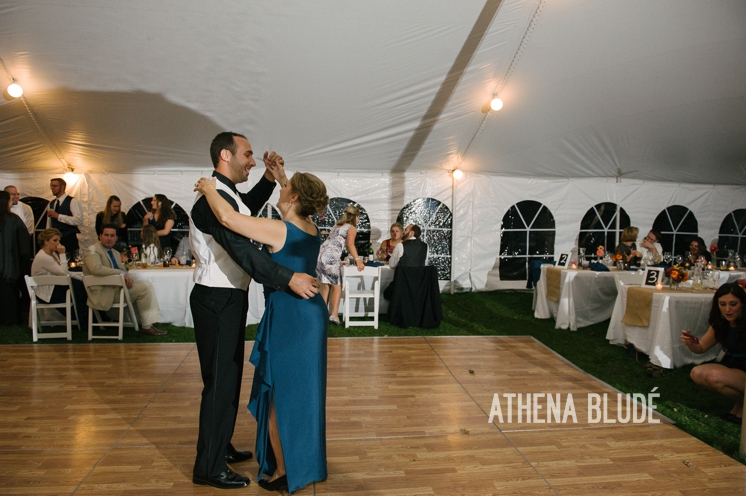 town_farm_wedding_athena_blude_photography_073