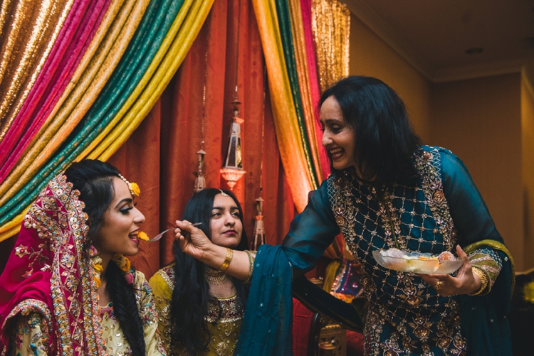 pakistani-wedding-day-1-hanias-mehndi_32