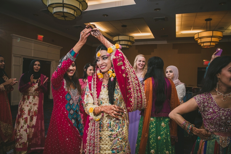 pakistani-wedding-day-1-hanias-mehndi_40