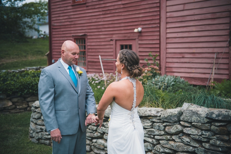 milford-yacht-club-wedding-amanda-and-chris_18