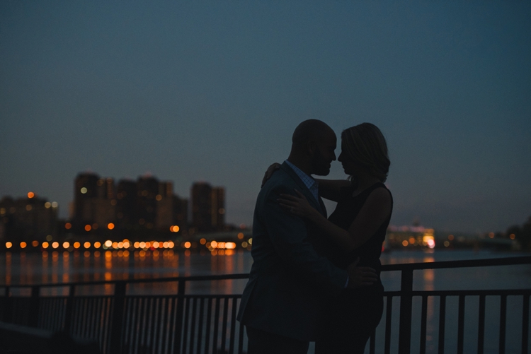 nyc-evening-engagement-session-jessica-and-dan_15